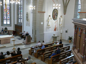 Feierstunde zum Abschluss der Renovierungsarbeiten in St. Crescentius (Foto: Karl-Franz Thiede)